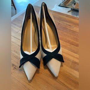 Never worn suede black and cream 2.5” heels.